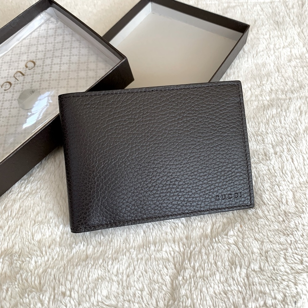 NWT Authentic Gucci Calf Leather Bifold Wallet
